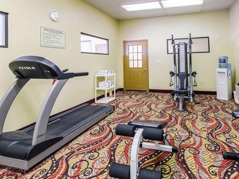 Quality Inn & Suites Lexington Near I-64 And I-81 Timber Ridge Esterno foto