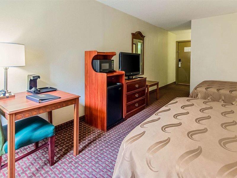 Quality Inn & Suites Lexington Near I-64 And I-81 Timber Ridge Esterno foto
