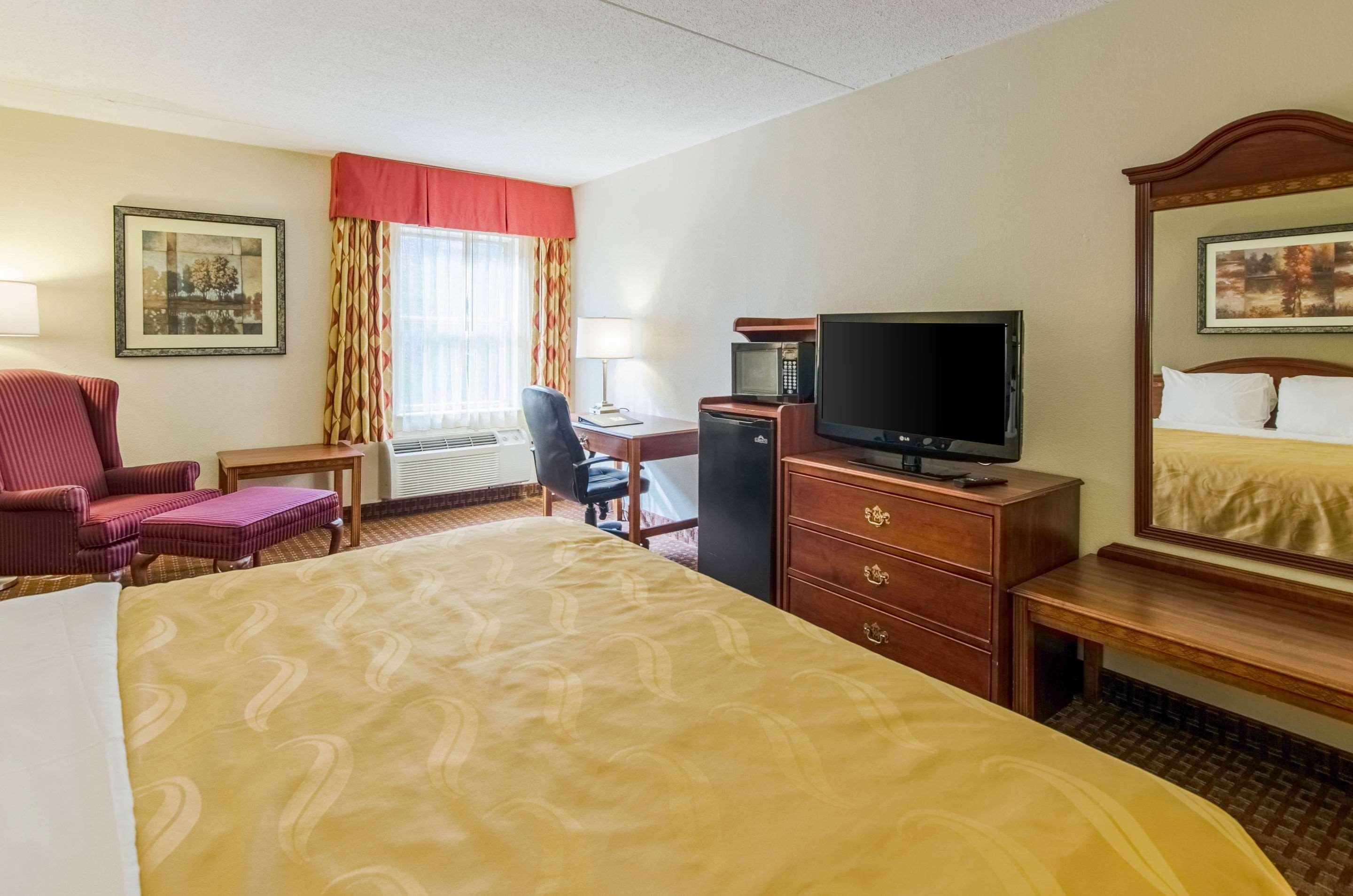 Quality Inn & Suites Lexington Near I-64 And I-81 Timber Ridge Esterno foto