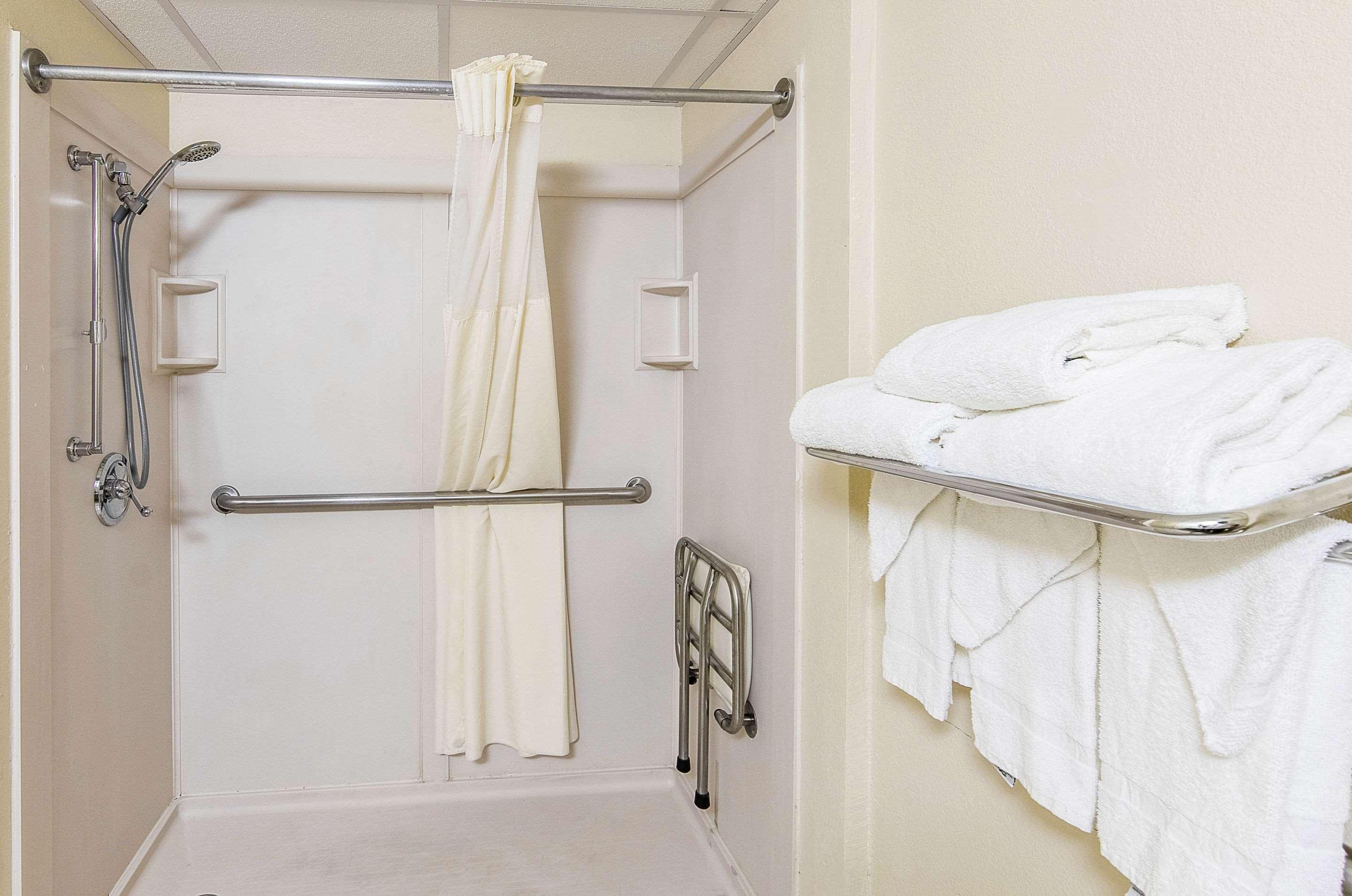 Quality Inn & Suites Lexington Near I-64 And I-81 Timber Ridge Esterno foto
