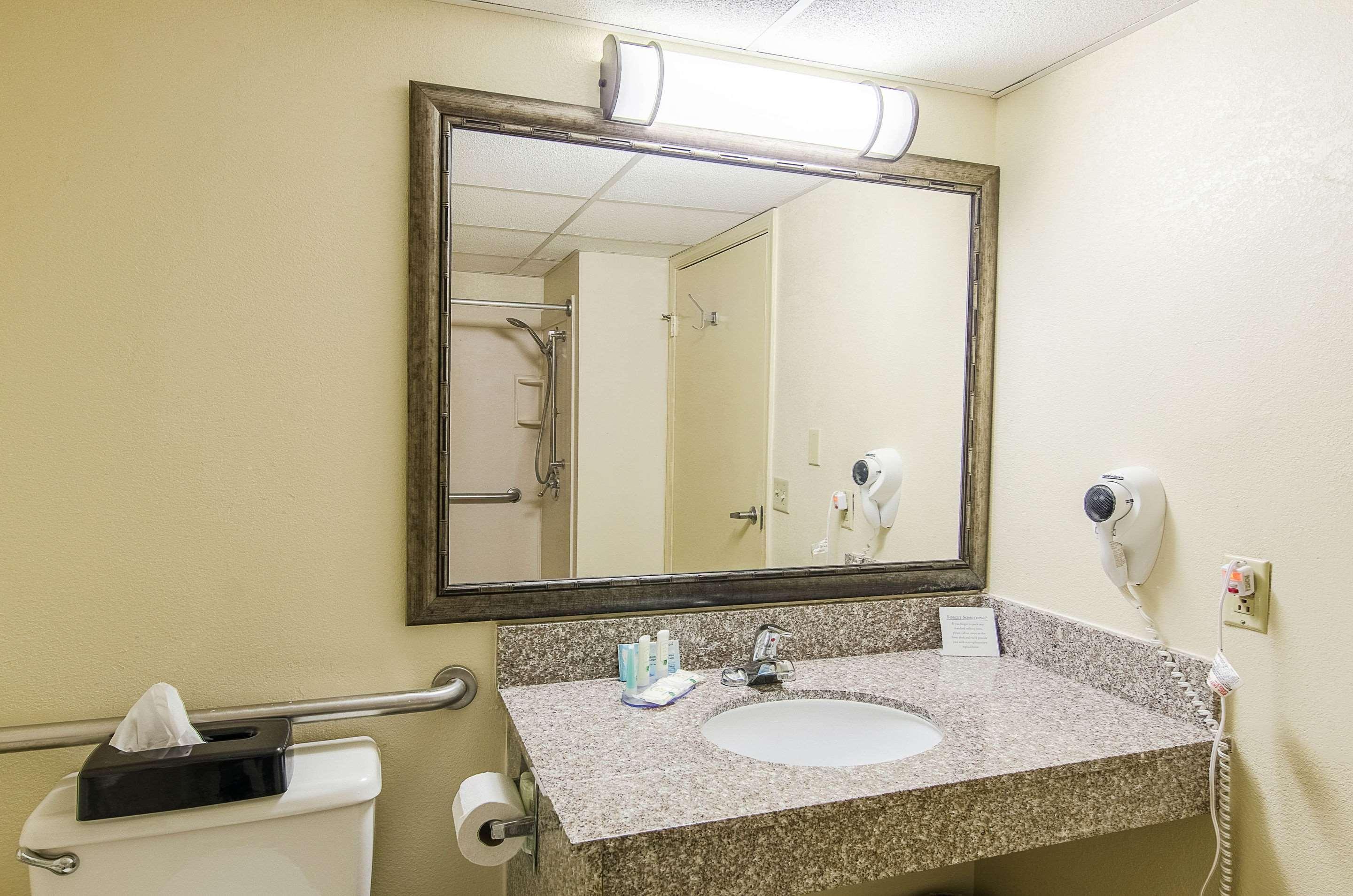 Quality Inn & Suites Lexington Near I-64 And I-81 Timber Ridge Esterno foto