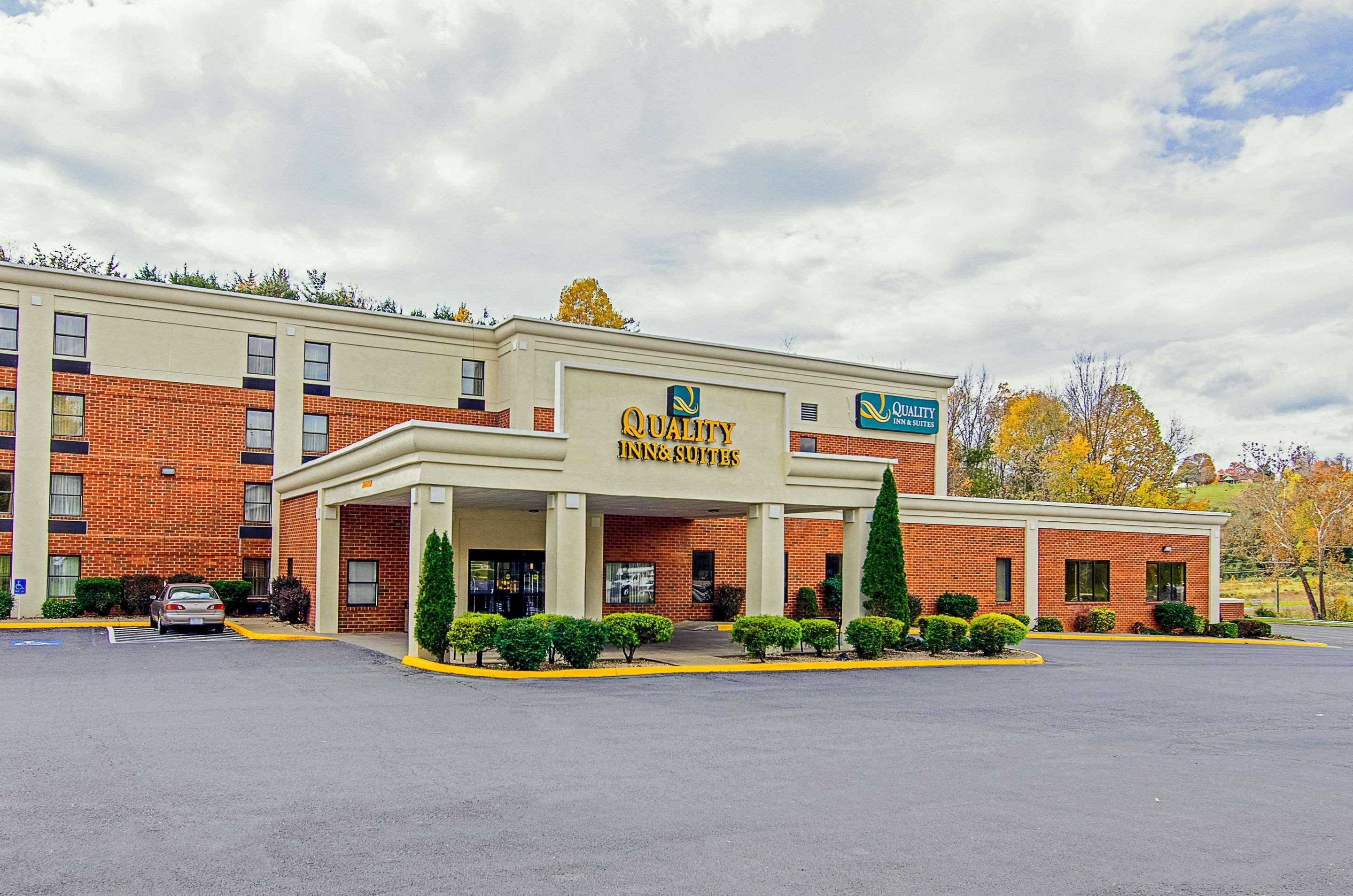 Quality Inn & Suites Lexington Near I-64 And I-81 Timber Ridge Esterno foto