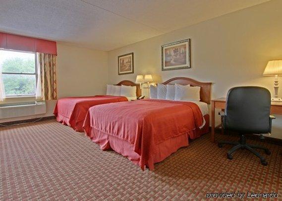 Quality Inn & Suites Lexington Near I-64 And I-81 Timber Ridge Camera foto