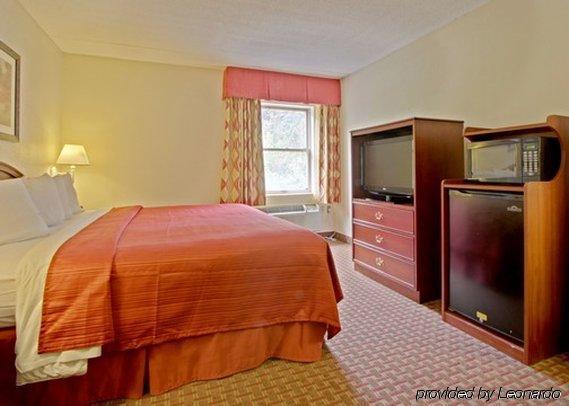 Quality Inn & Suites Lexington Near I-64 And I-81 Timber Ridge Camera foto