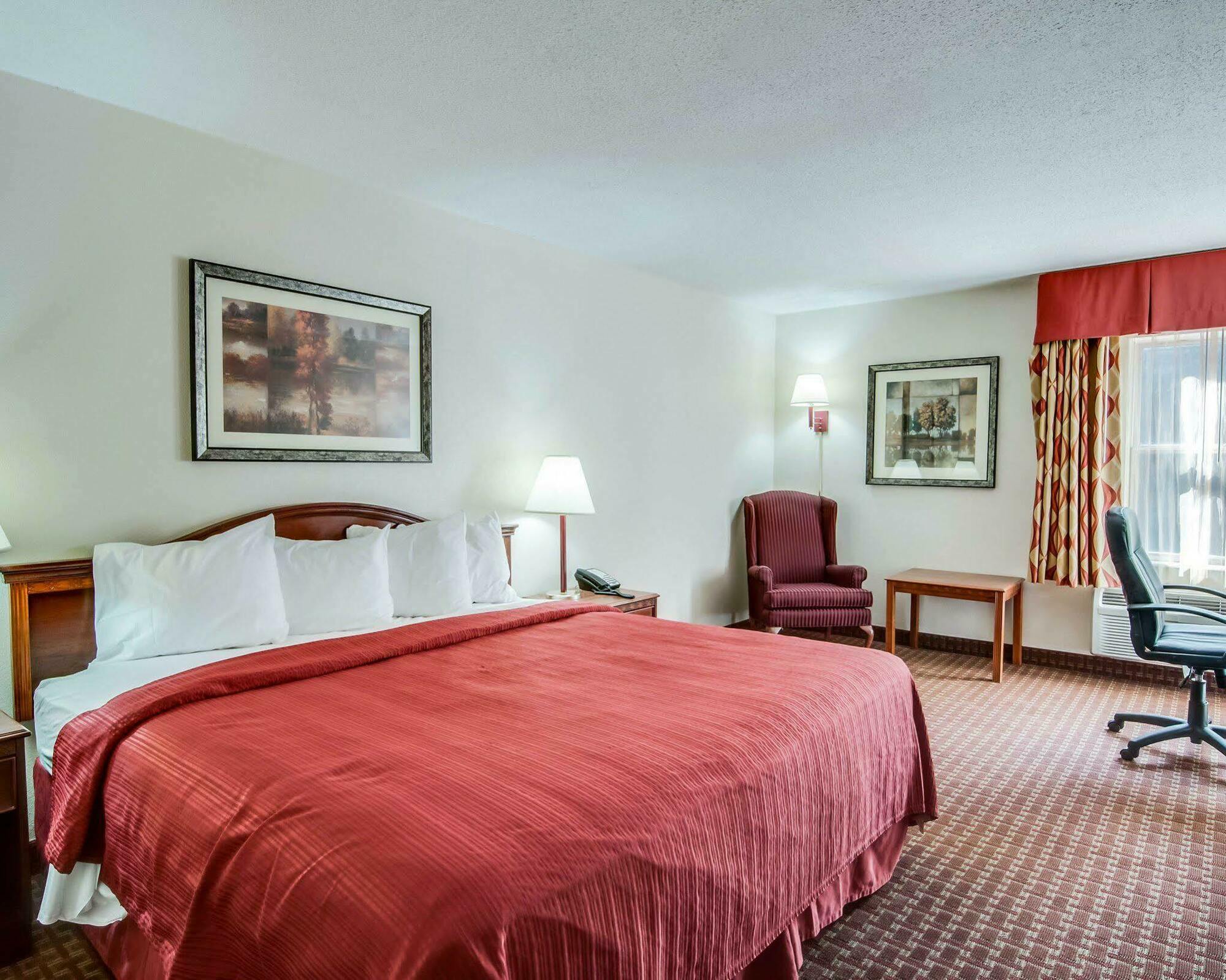 Quality Inn & Suites Lexington Near I-64 And I-81 Timber Ridge Esterno foto